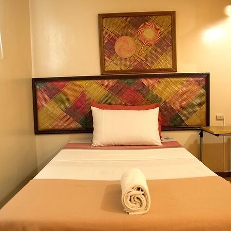 Hotel Bahay Ni Tuding - House Of Tuding Davao Exterior foto
