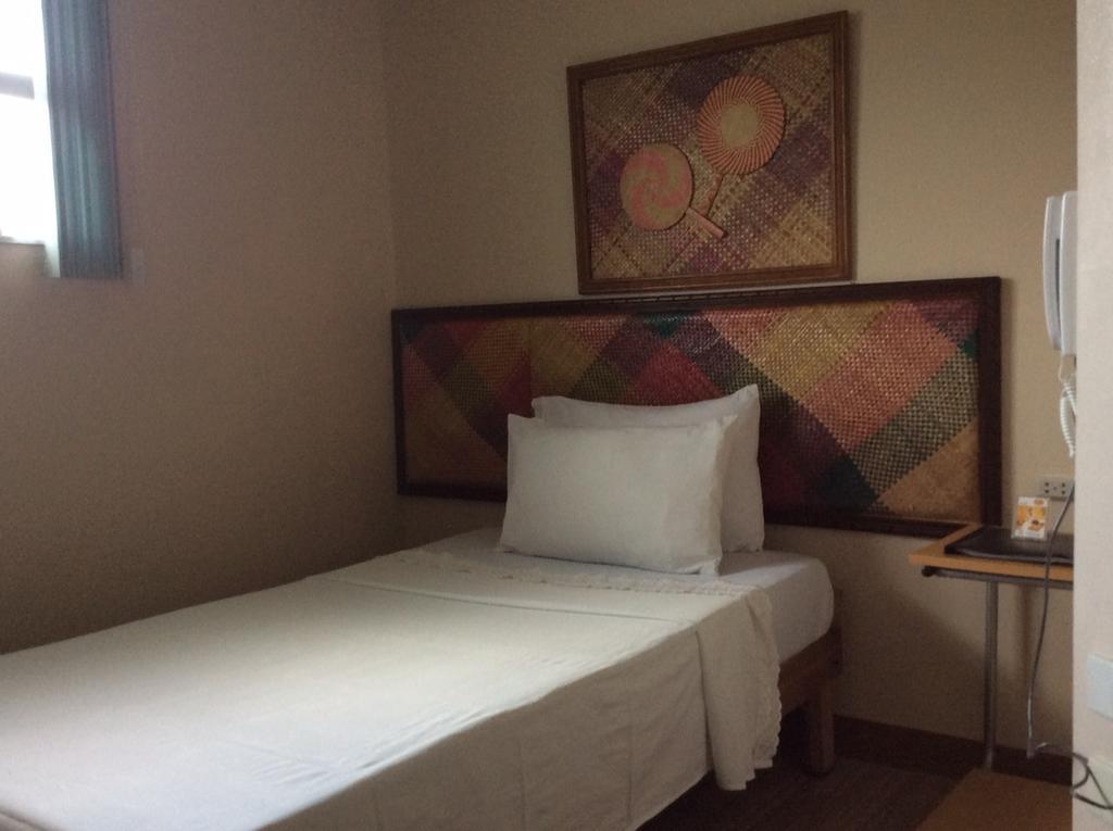 Hotel Bahay Ni Tuding - House Of Tuding Davao Exterior foto