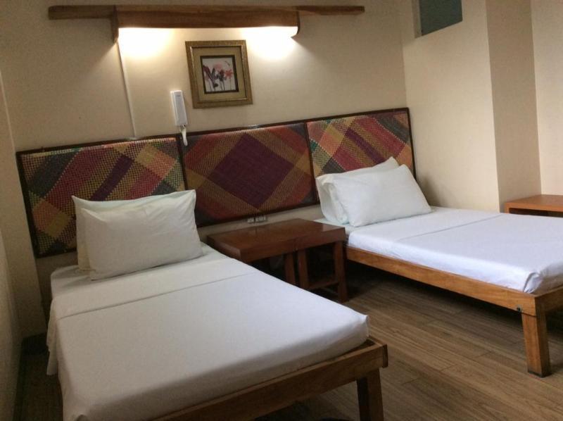 Hotel Bahay Ni Tuding - House Of Tuding Davao Exterior foto