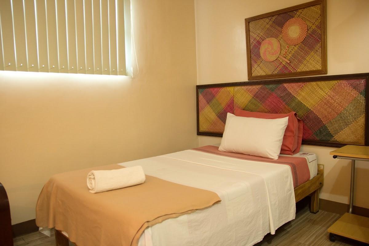 Hotel Bahay Ni Tuding - House Of Tuding Davao Exterior foto